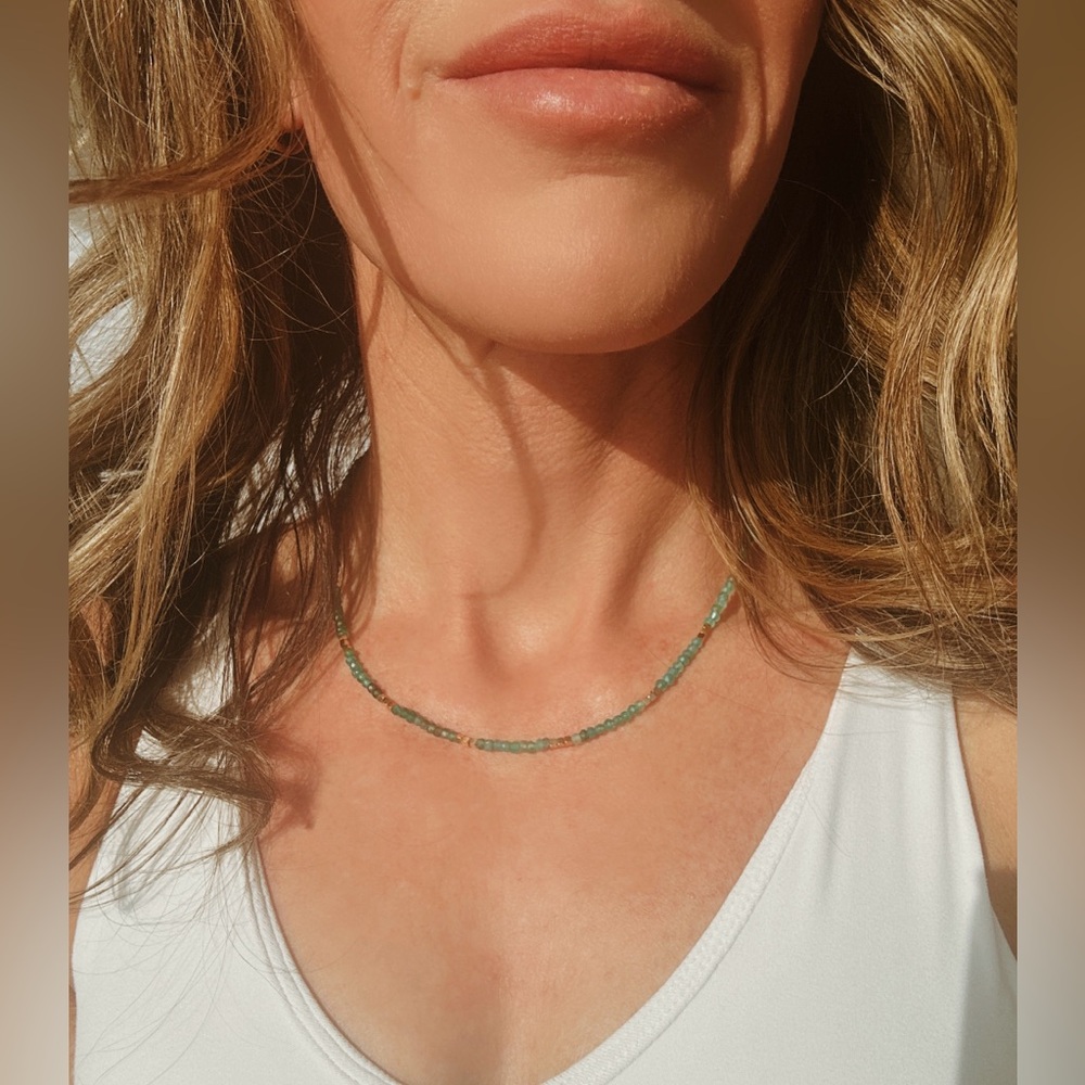 Green Onyx Necklace Dainty Beaded Necklace Waterproof Gold Necklace - Picture 6 of 9